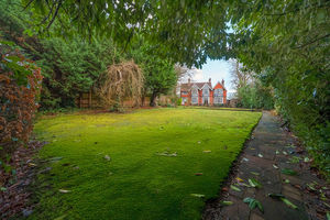 Photo 60- click for photo gallery